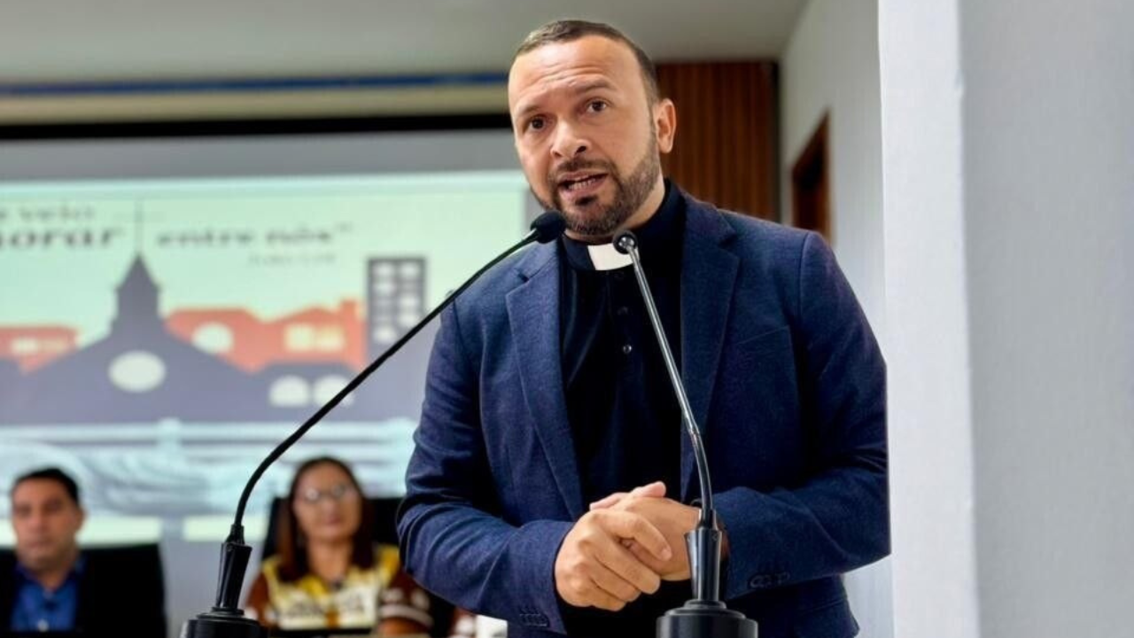 Padre Antonio Menezes